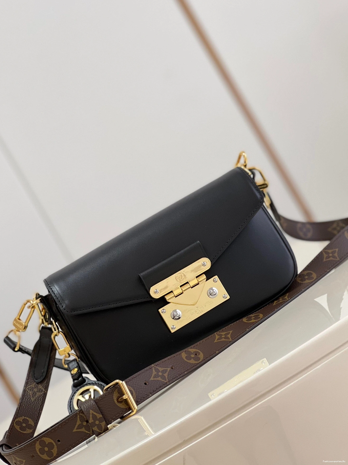 FS CHEAP Vuitton Louis SWING 0823